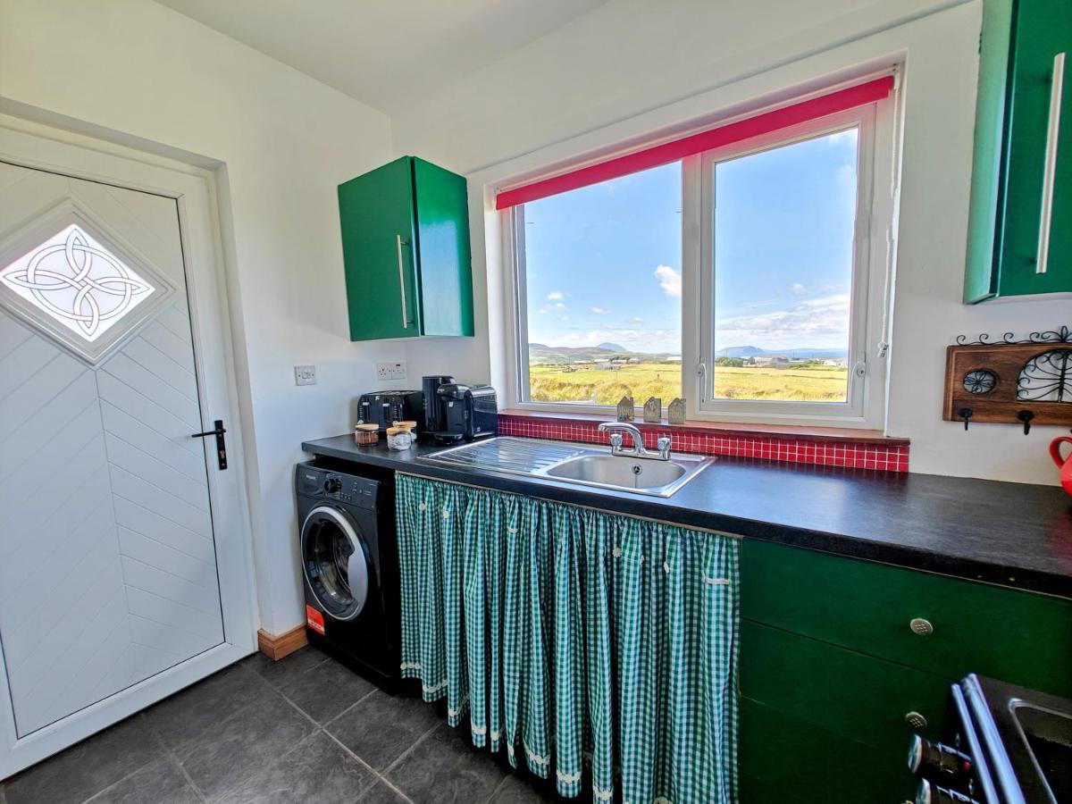Teach Roisin-Traditional Irish Holiday Cottage In Malin Head. Esterno foto