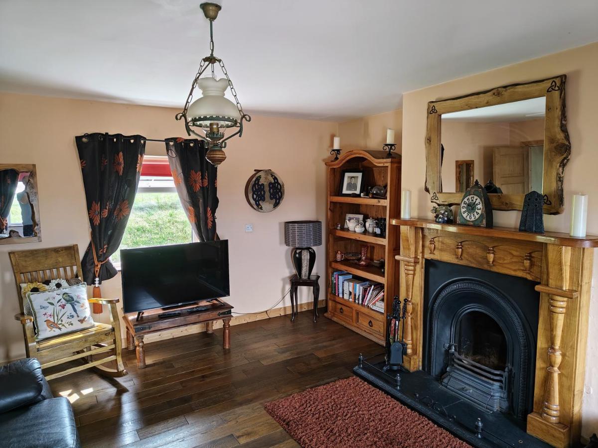 Teach Roisin-Traditional Irish Holiday Cottage In Malin Head. Esterno foto